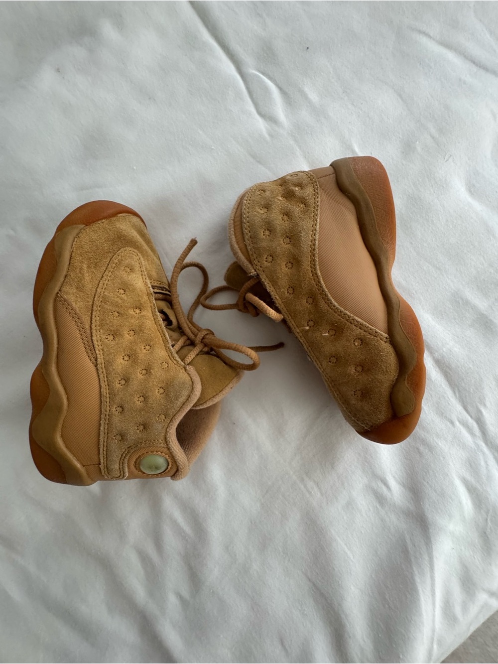 Nike Jordan 13 Kids Suede Sneakers in Tan